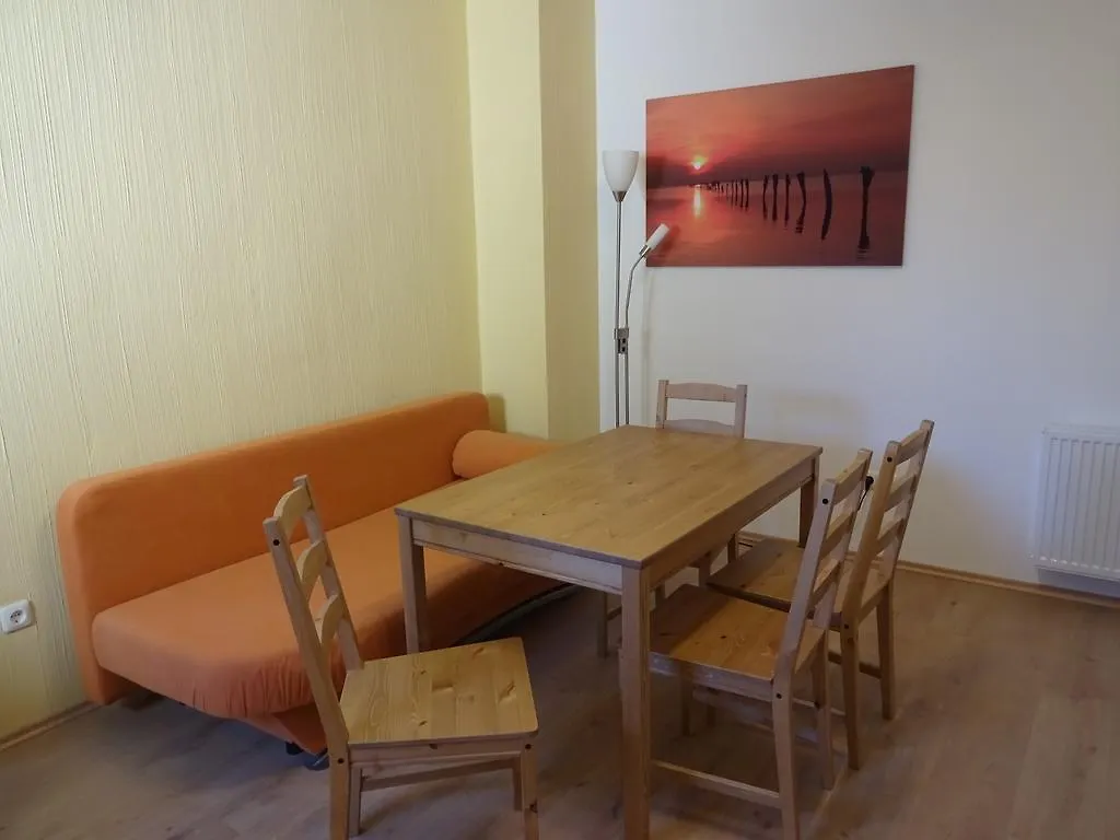 Ferienwohnung Surova Kolín nad Rýnem